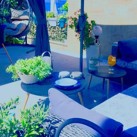 Garden Blue Daire Podstrana