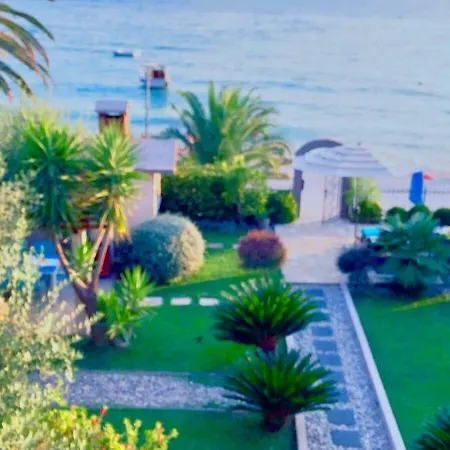 Garden Blue Daire Podstrana